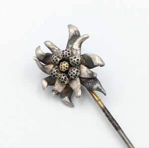 Antique or late vintage Edelweiss Mountain Flower German stick pin / hat pin